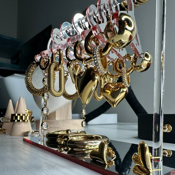 Posh Shows Item - Picture 1 of 1